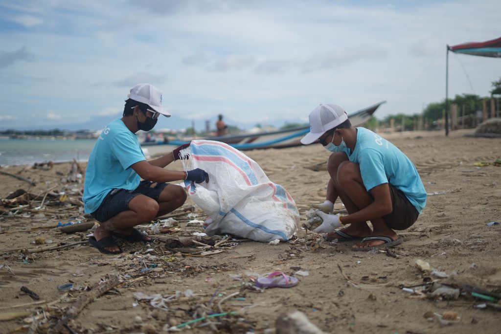 Volunteer at these organisations to combat climate change.